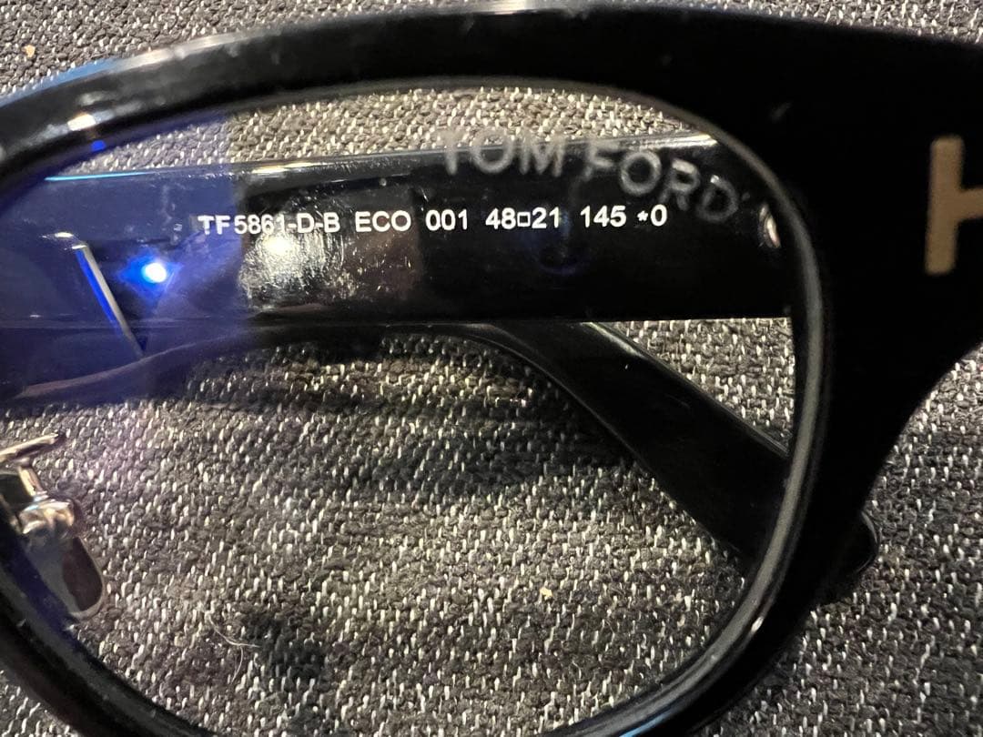 TOM FORD TF5861-D-B ブラックサングラス