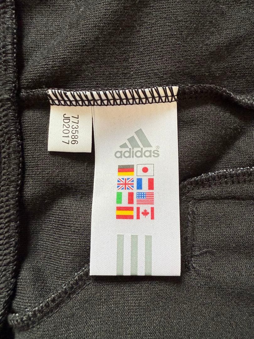 adidas ベロアジャケット 【Mサイズ】