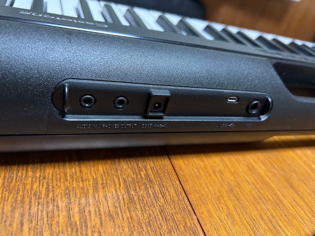 CASIOTONE CT-S200 キーボード 61鍵　中古品　カシオ