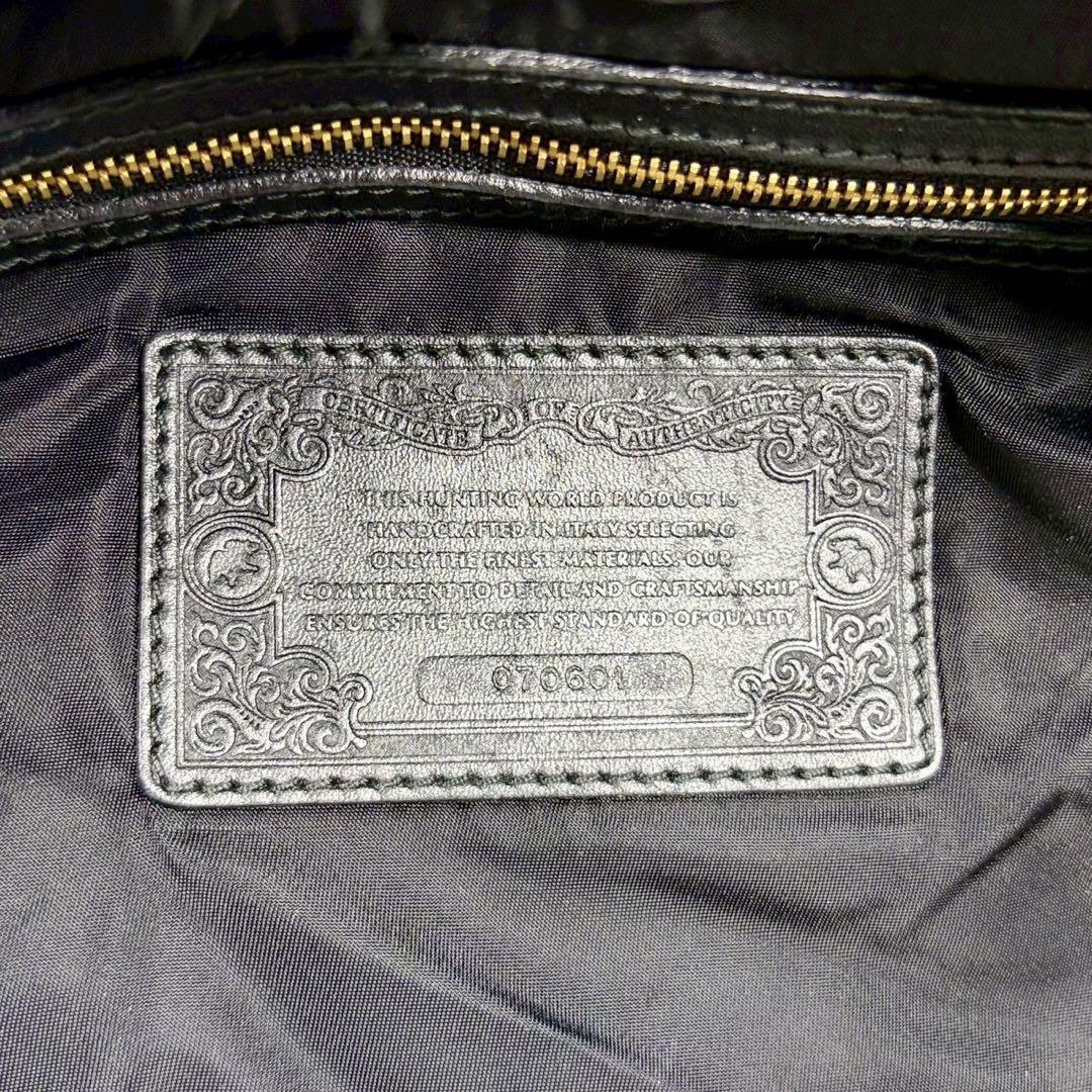 【美品✨】ハンティングワールド　黒 ベージュ　レザー　ヴィンテージ　金具　ロゴ