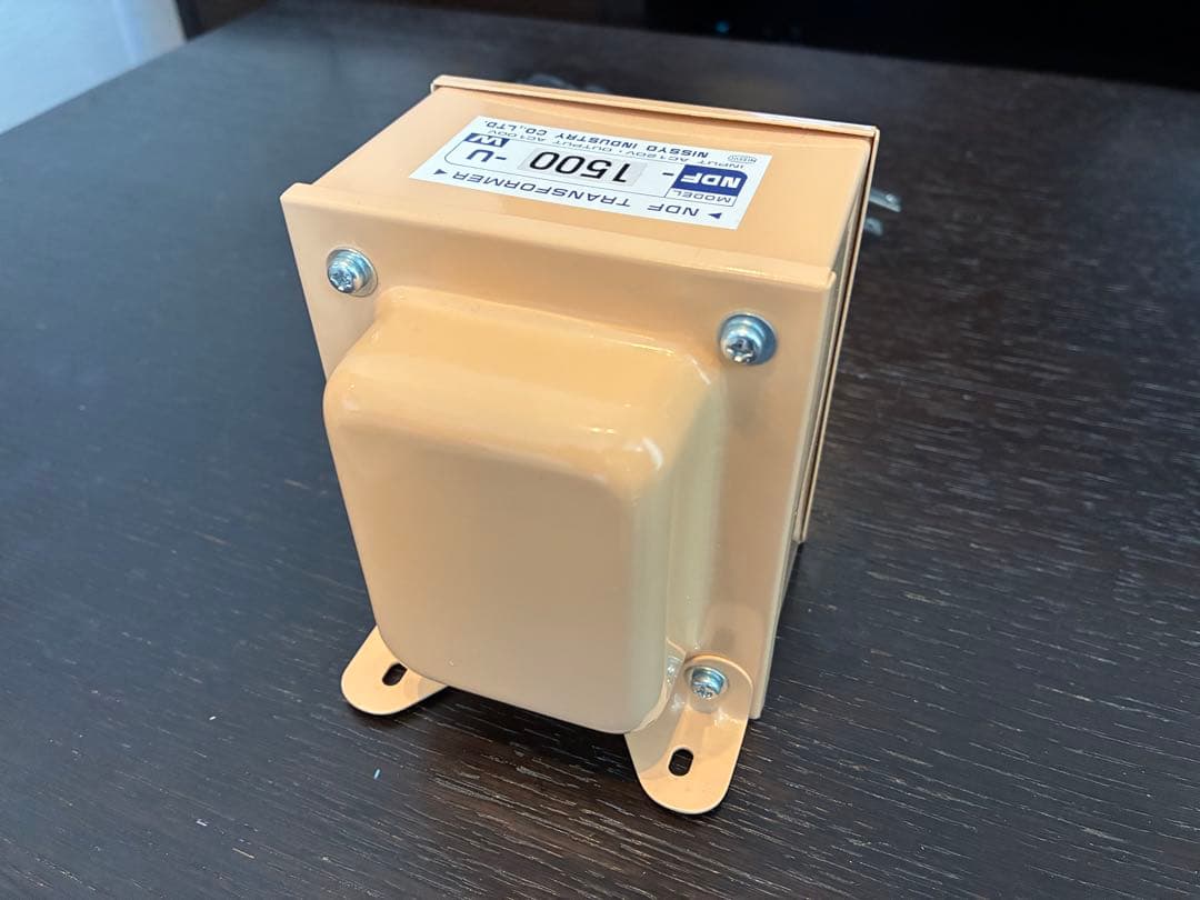日章工業　トランスフォーマ　NDF -1500u 変圧器 1500W