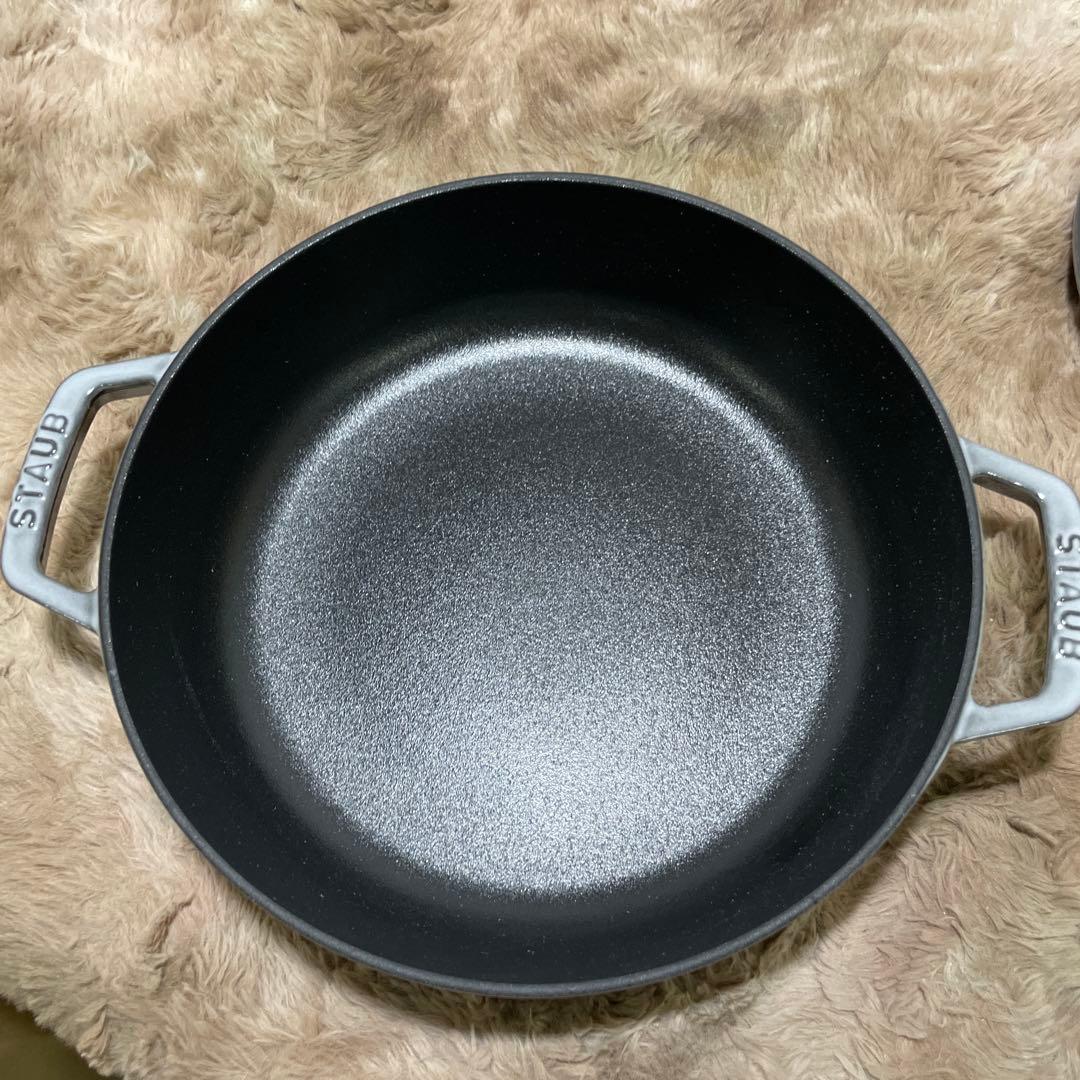 staub ブレイザー ソテーパン グレー24cm 2.4L 40511-471