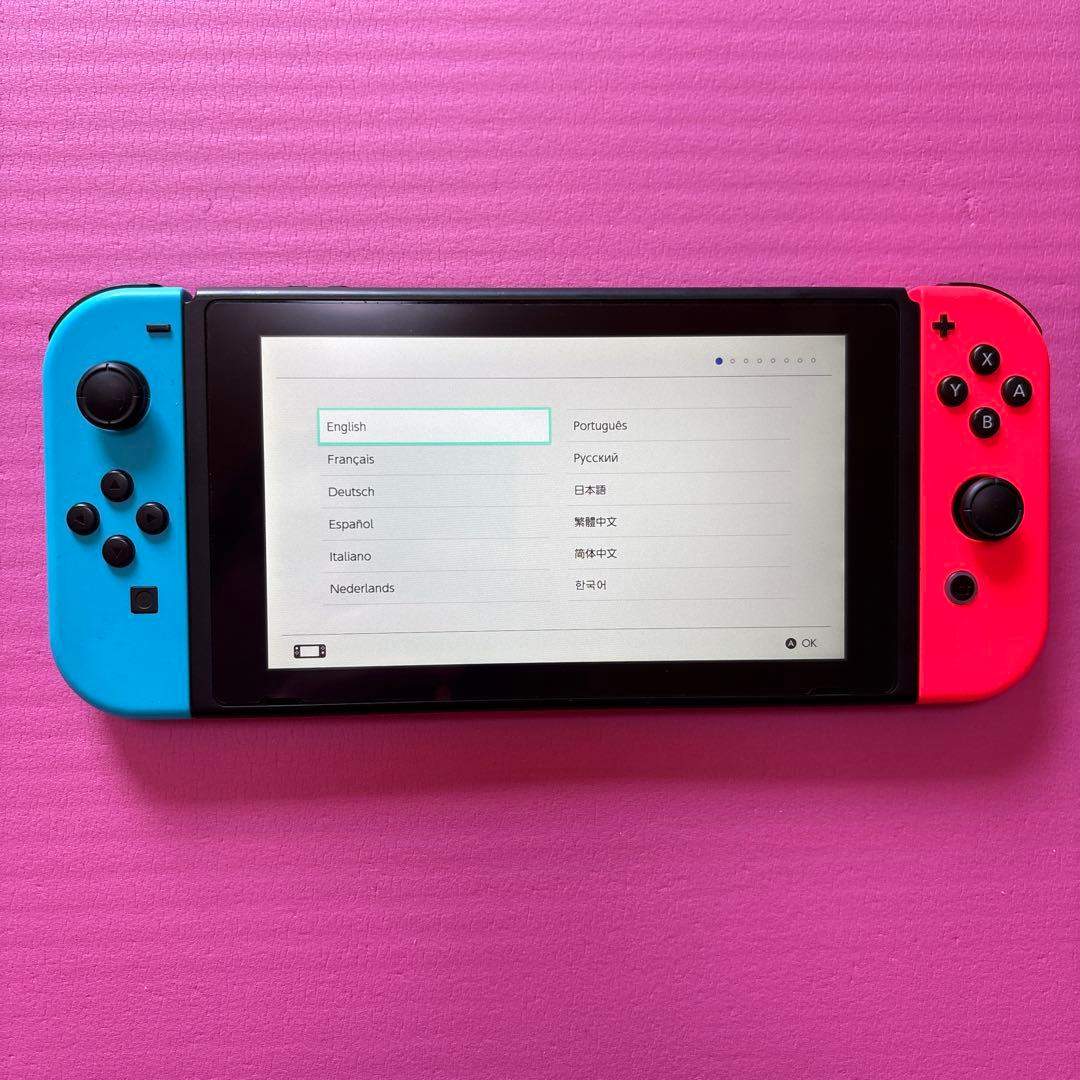 【美品】任天堂　Nintendo Switch 本体　付属品完備　動作確認済み