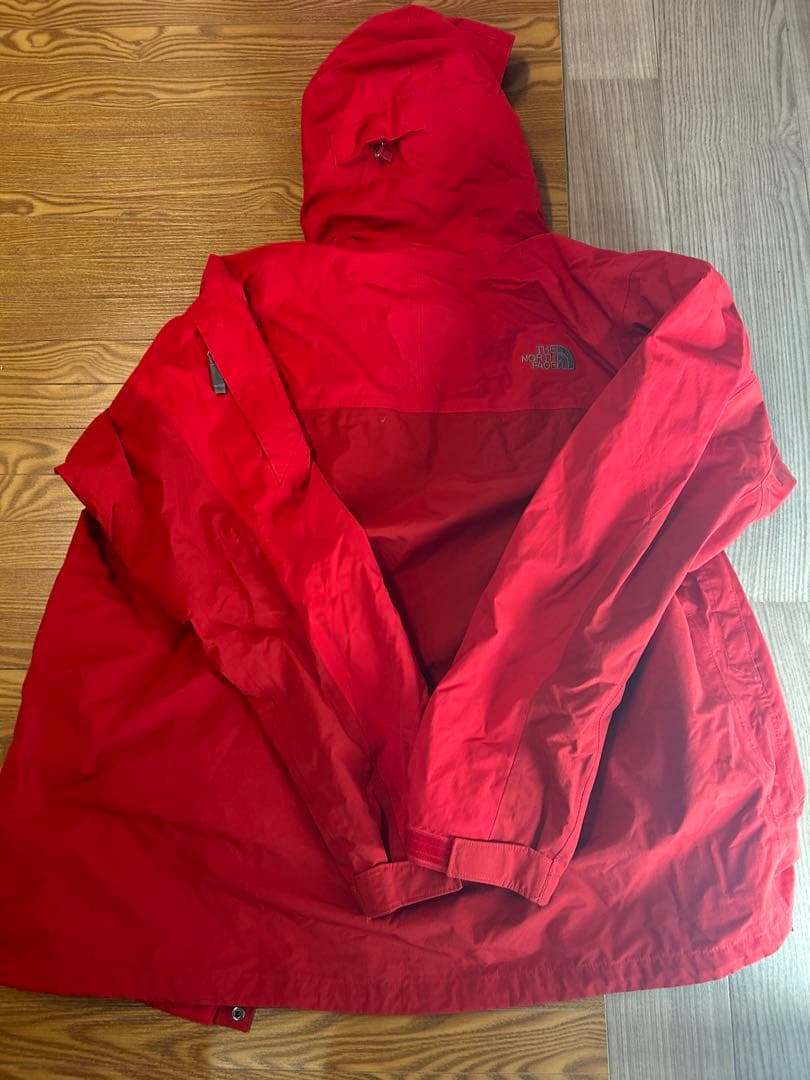 THE NORTH FACE フード付きレッドアウター