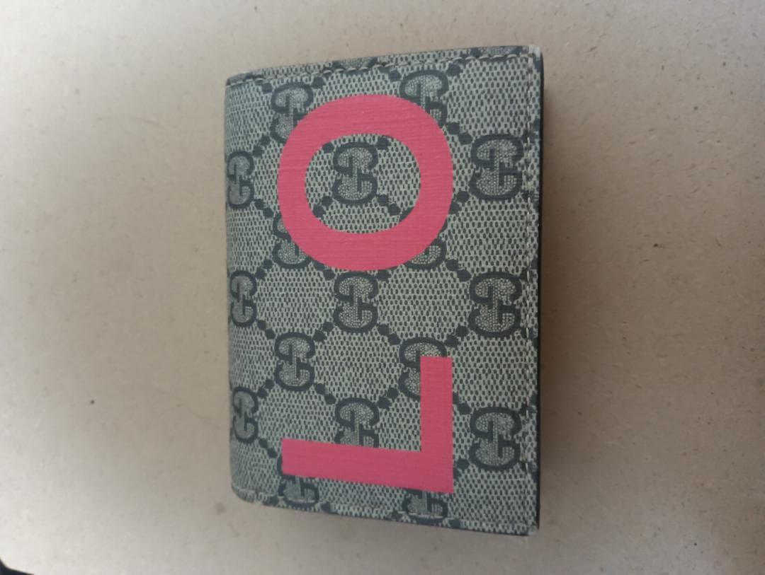 GGパターン 二つ折り財布