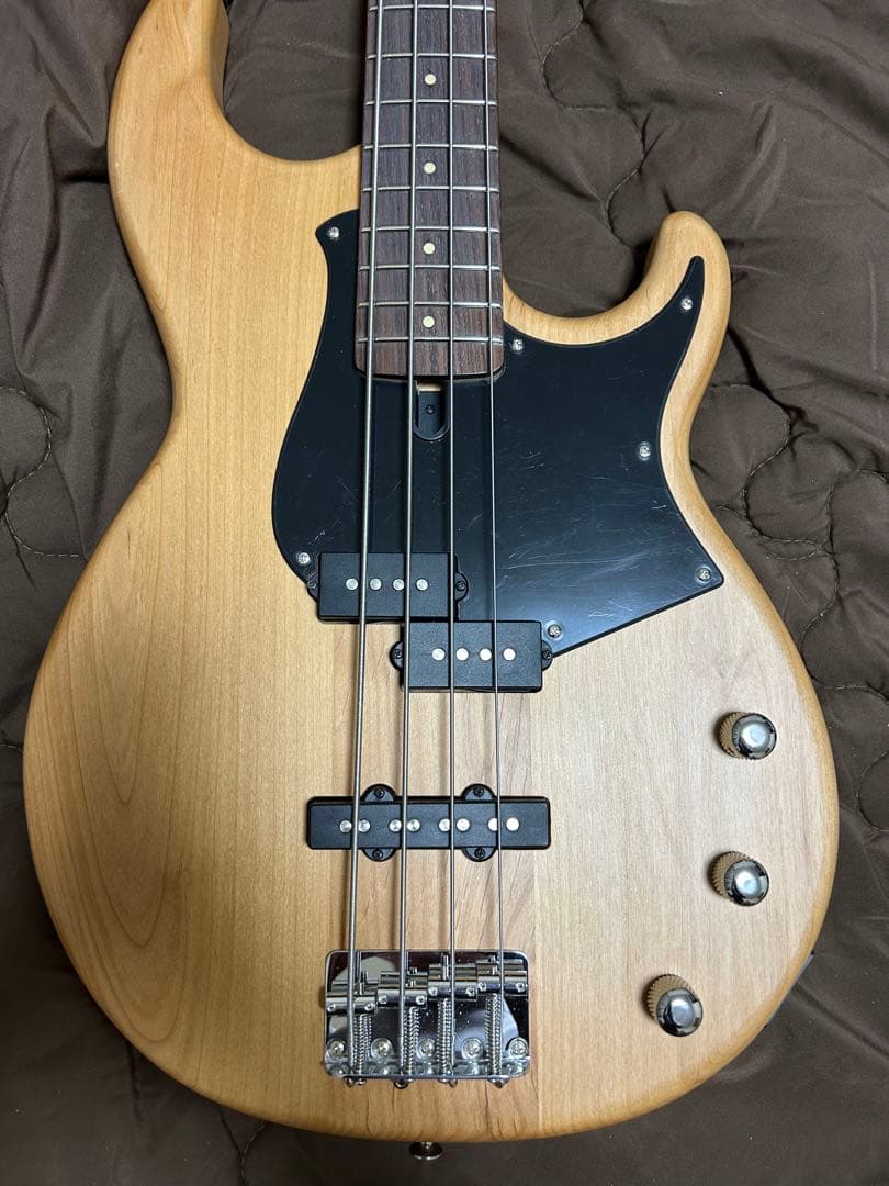 ベース YAMAHA BB234