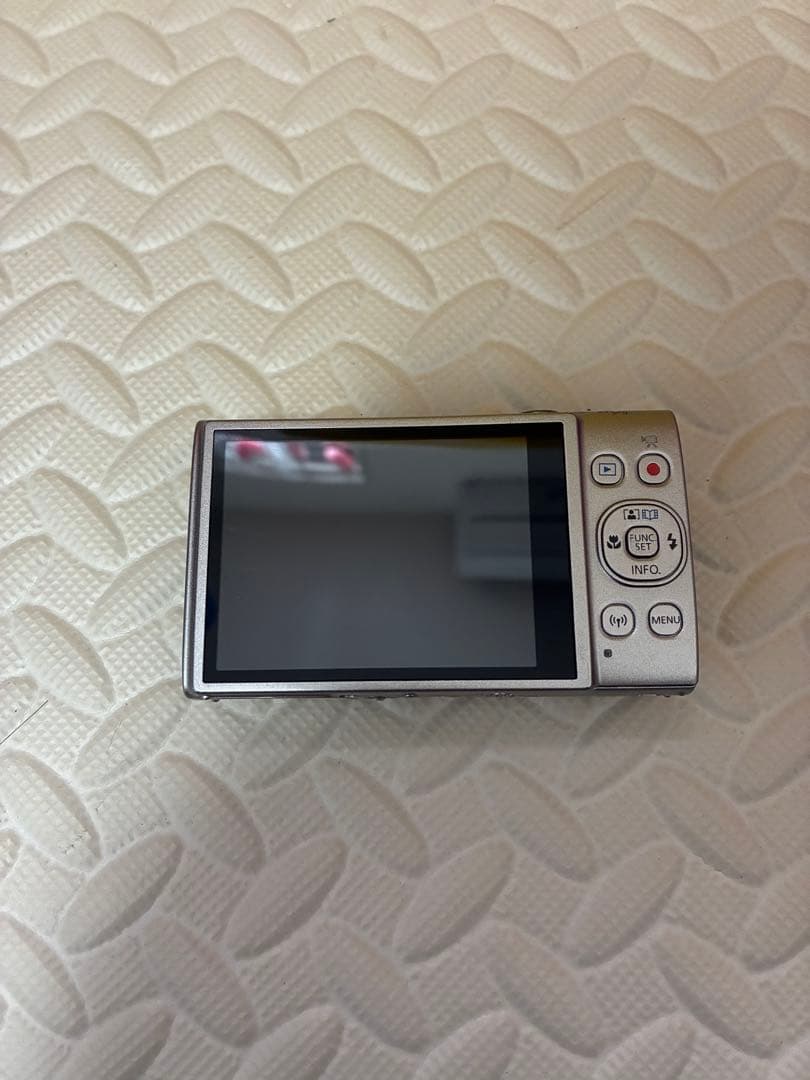 純正ケース付き　canon&キャノン　ixy 650 デジタルカメラ