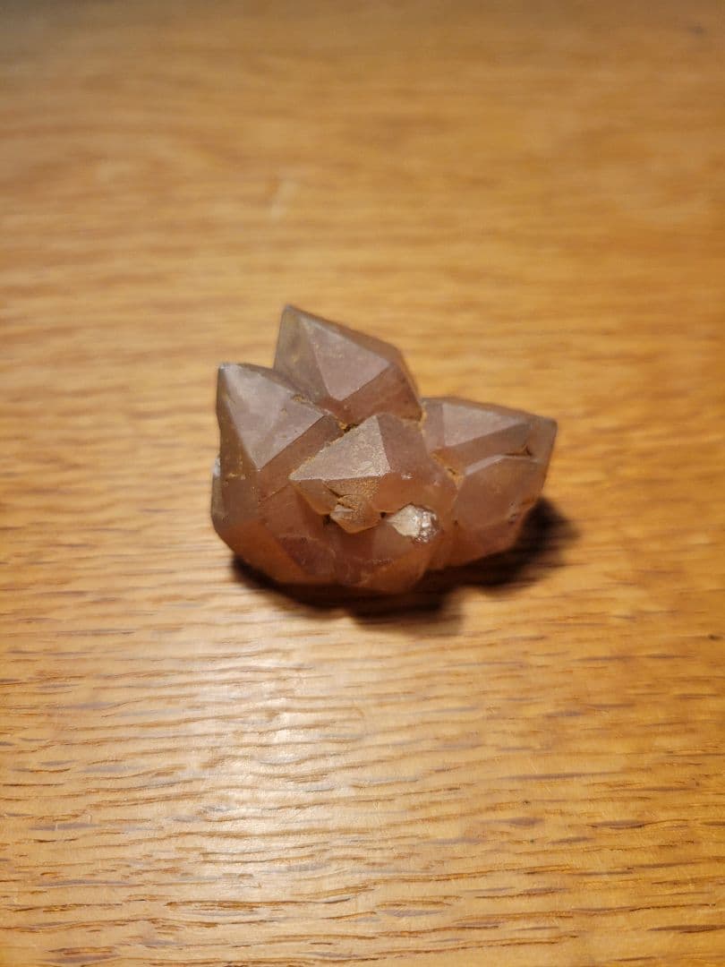 カザフスタン産　ストロベリークォーツ原石