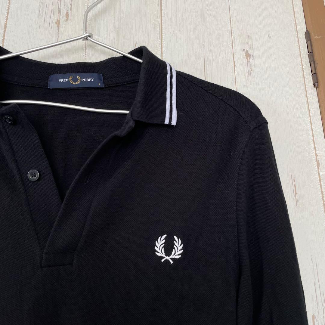 FRED PERRY ブラック長袖ポロシャツ