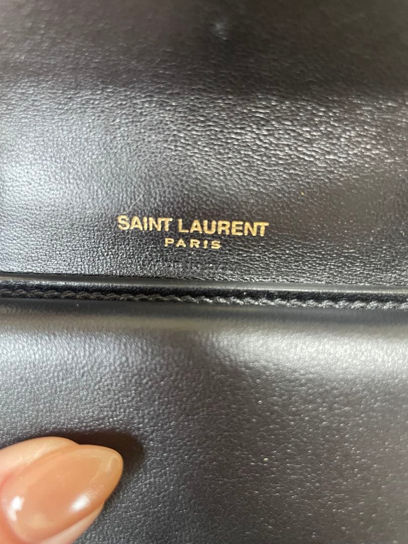 SAINT LAURENT ブラックレザー三つ折り財布