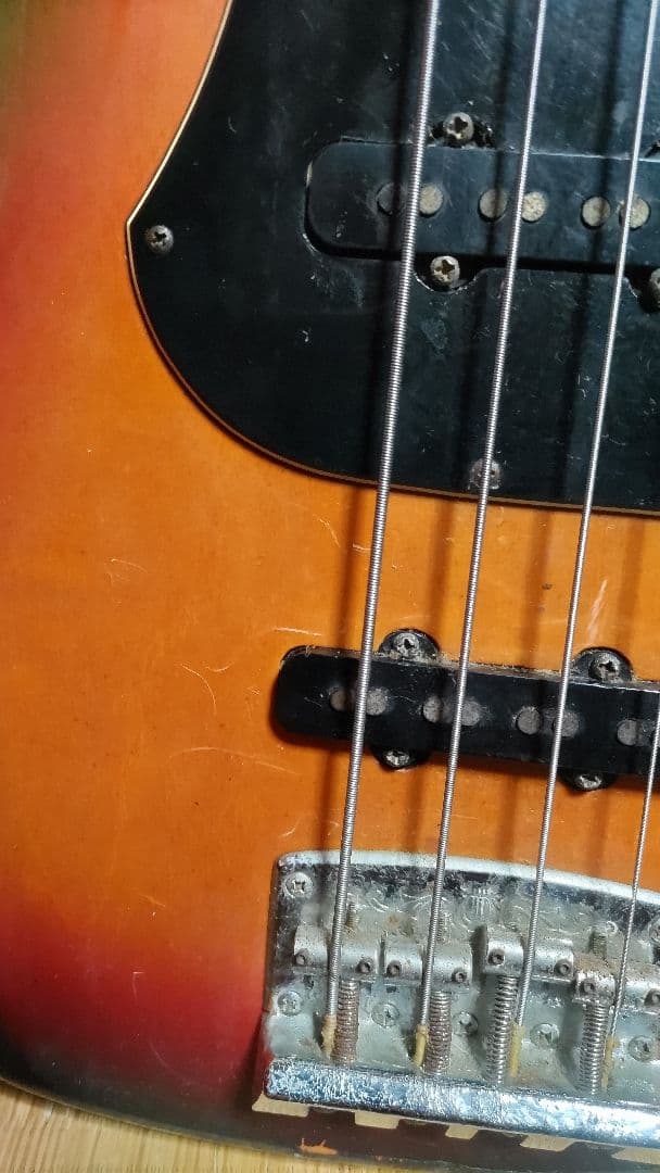 Yamaha Super Bass 600 サンバースト