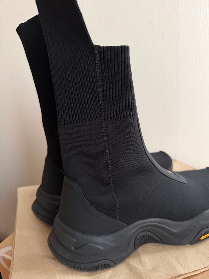 お値下げ♥️ emmi atelier Vibram ニットブーツ エミ　ブラック