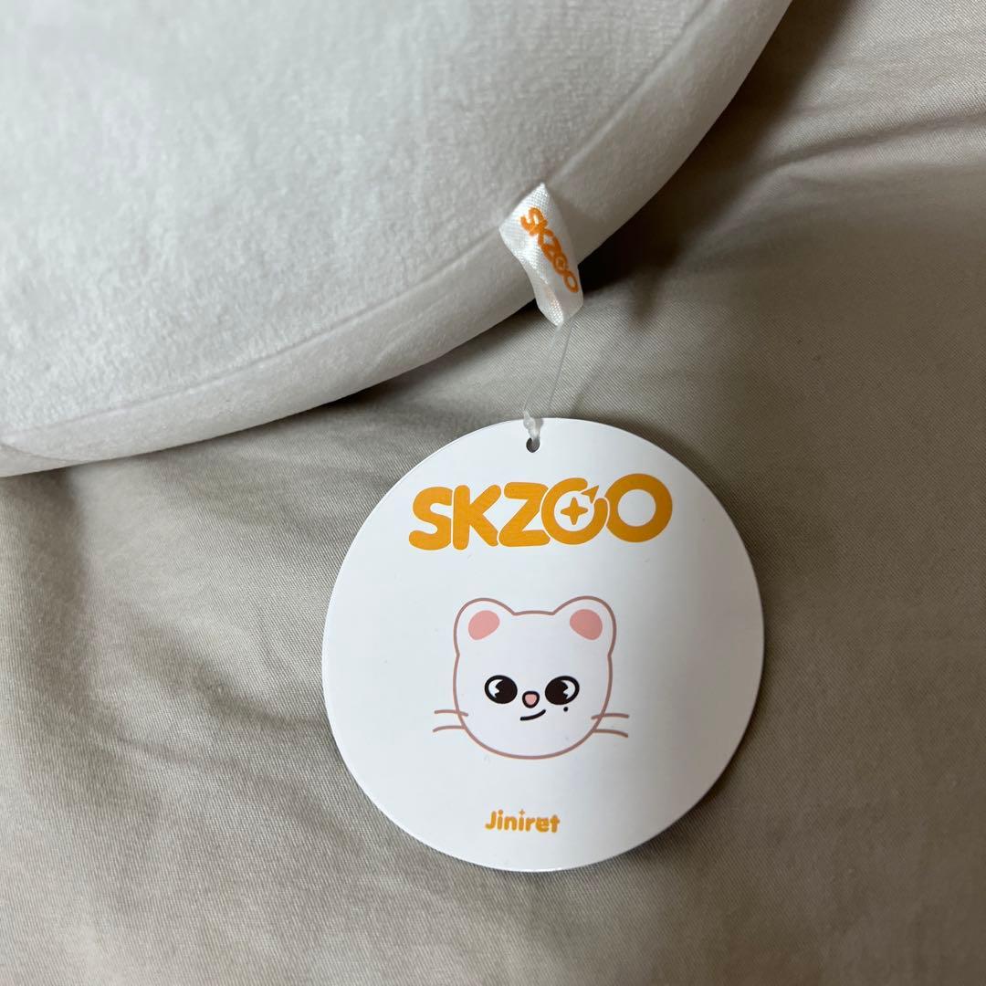 SKZOO クッション ヒョンジン ジニレット