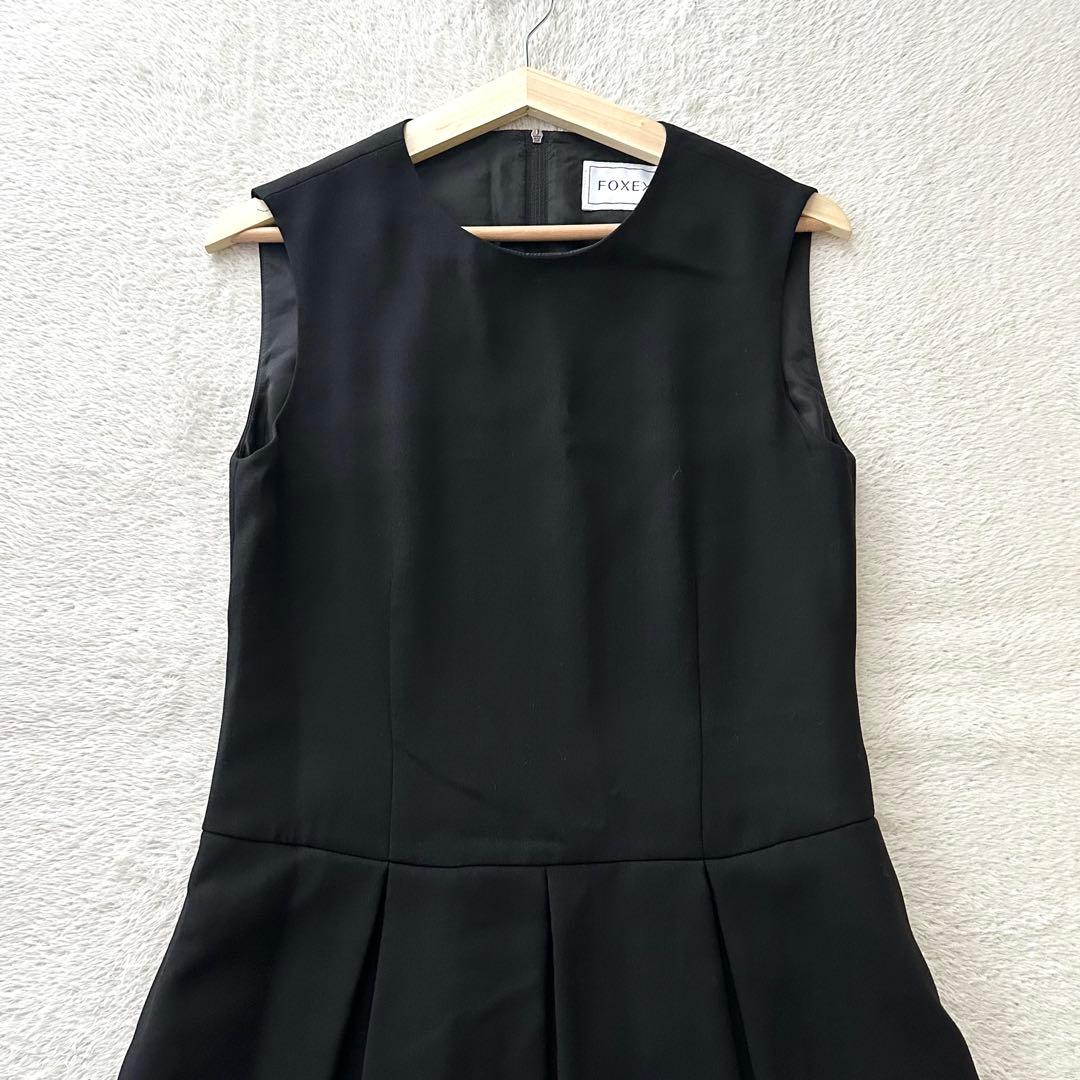 美品 FOXEY グログランリボン ノースリーブ フレア ワンピース 38 黒