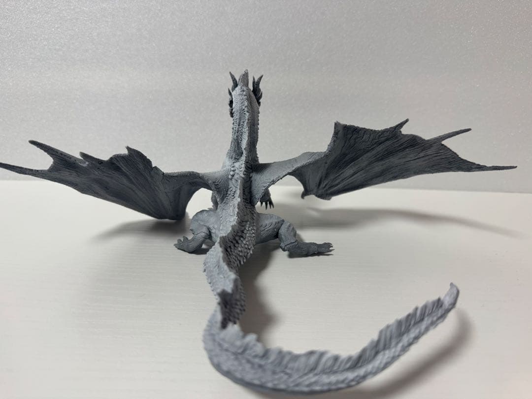 ミラボレアス（ミラルーツ）フィギュア
