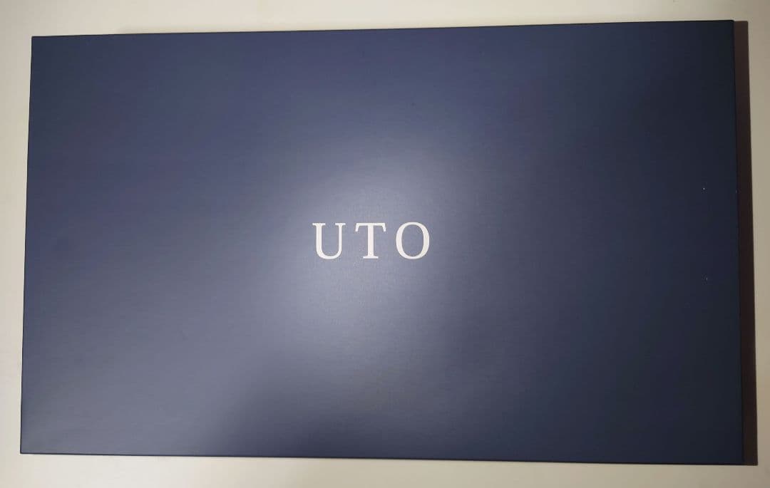 【新品未使用】UTOマフラー・ストール　カシミア100％　エクルベージュ