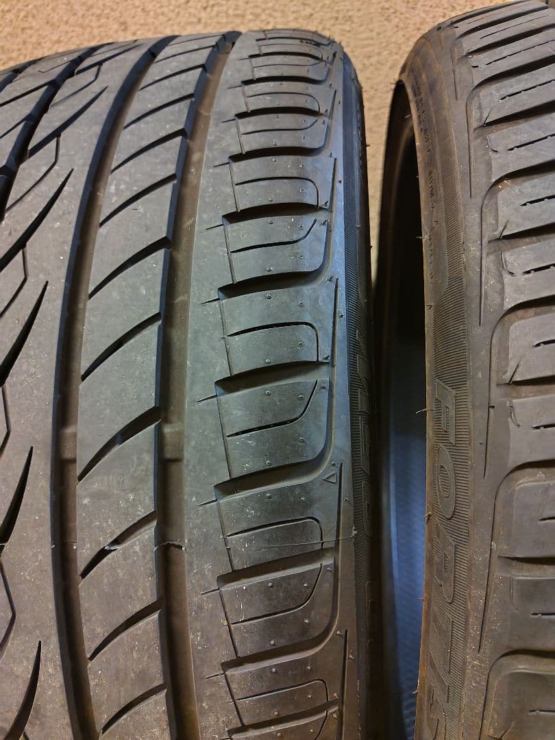245/30/R20 MAXTREK FORTIS T5 2本　㉑