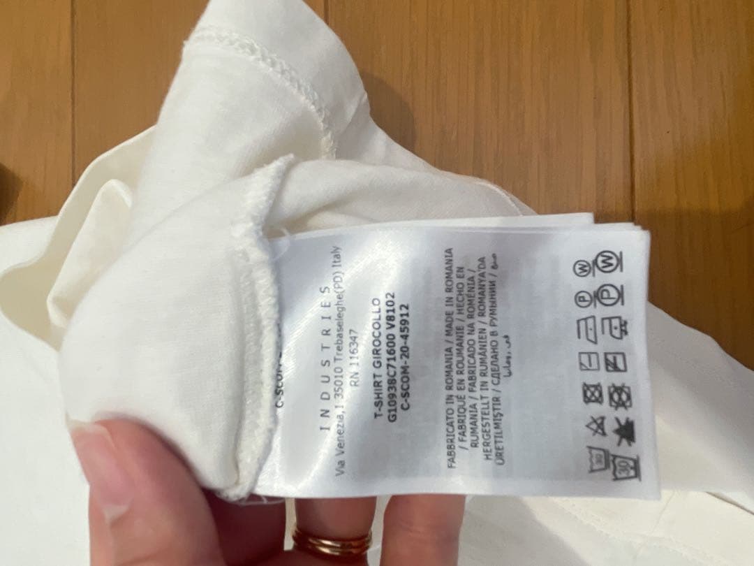MONCLER Tシャツ レディース　正規品確認済み値下げしました‼️