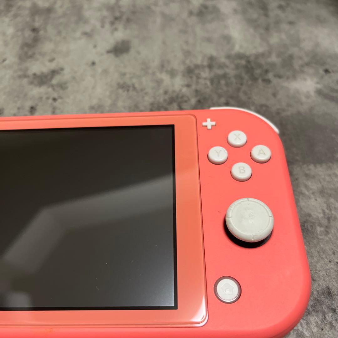 naonao　Nintendo Switch Lite コーラル 本体
