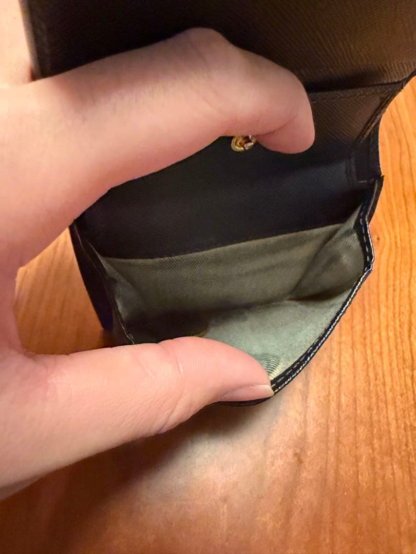 MARNI ブラック 二つ折り財布