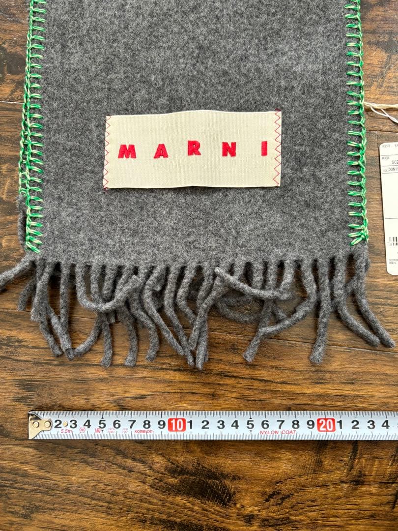 新品未使用　MARNI SCARF \"SODIUM\" グレー　マフラー