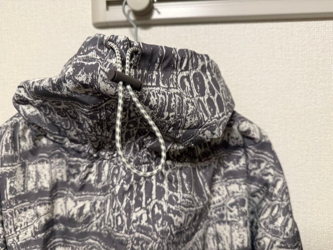 v*e様 ステラマッカートニージャケット27500円スネークヨガXS未使用ピラテ
