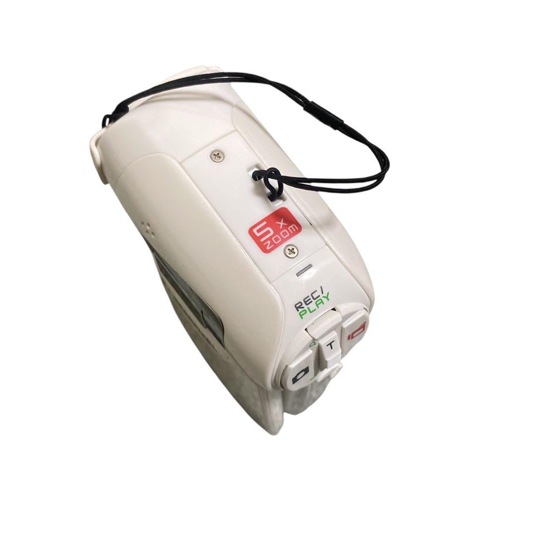 人気 稀少 SANYOデジタルムービーカメラXacti DMX-CG9W