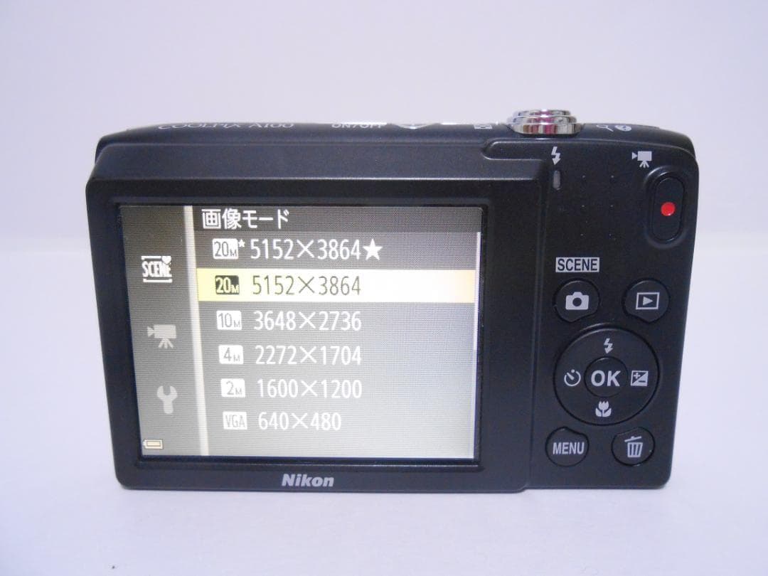 【お値下げ歓迎・美品】　ニコン　Nikon COOLPIX A100 レッド