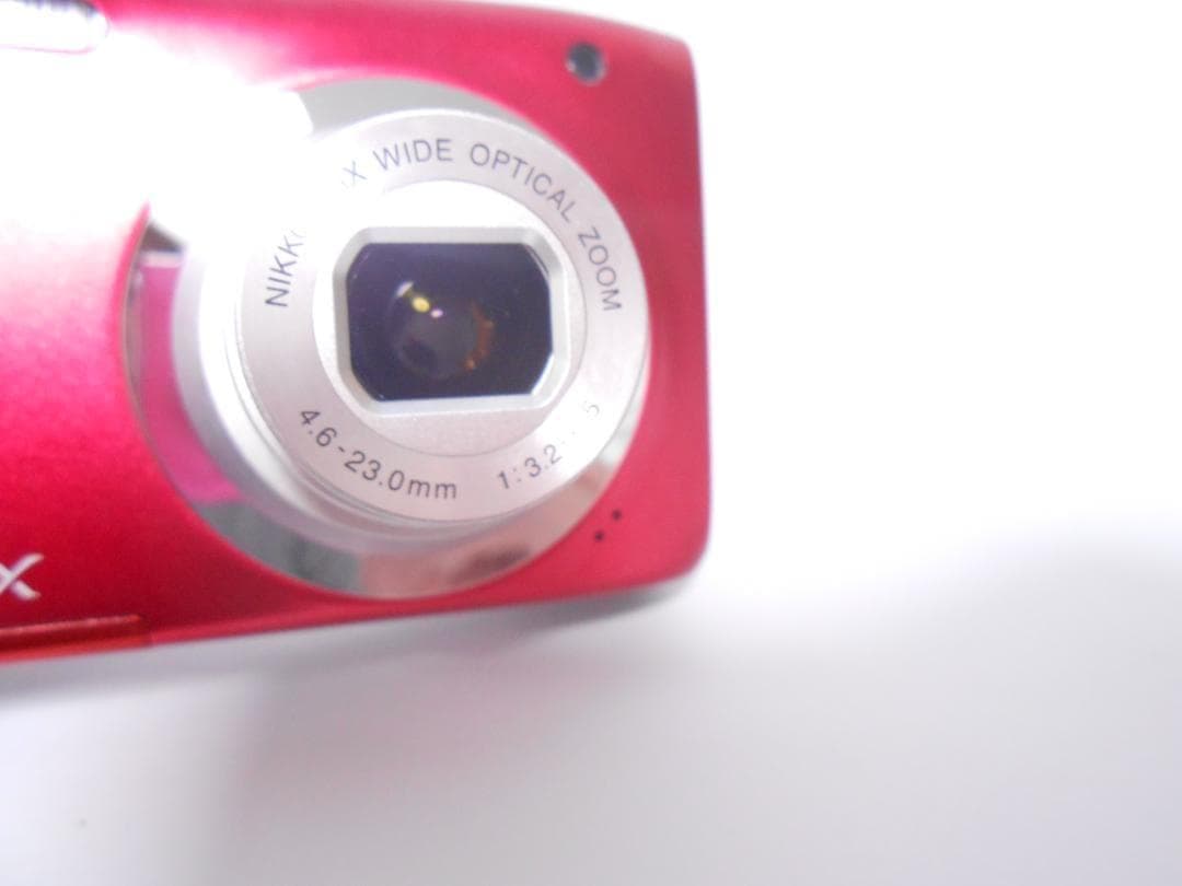 【お値下げ歓迎・美品】　ニコン　Nikon COOLPIX A100 レッド