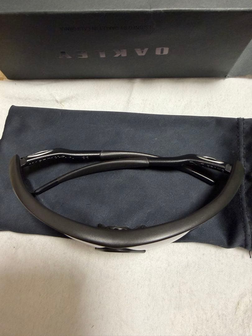 OAKLEY ブラックレンズ サングラス