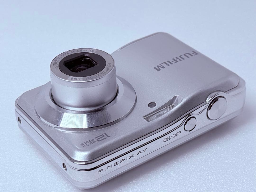 FUJIFILM Finepix AV100 動作確認済 単3電池駆動 コンデジ