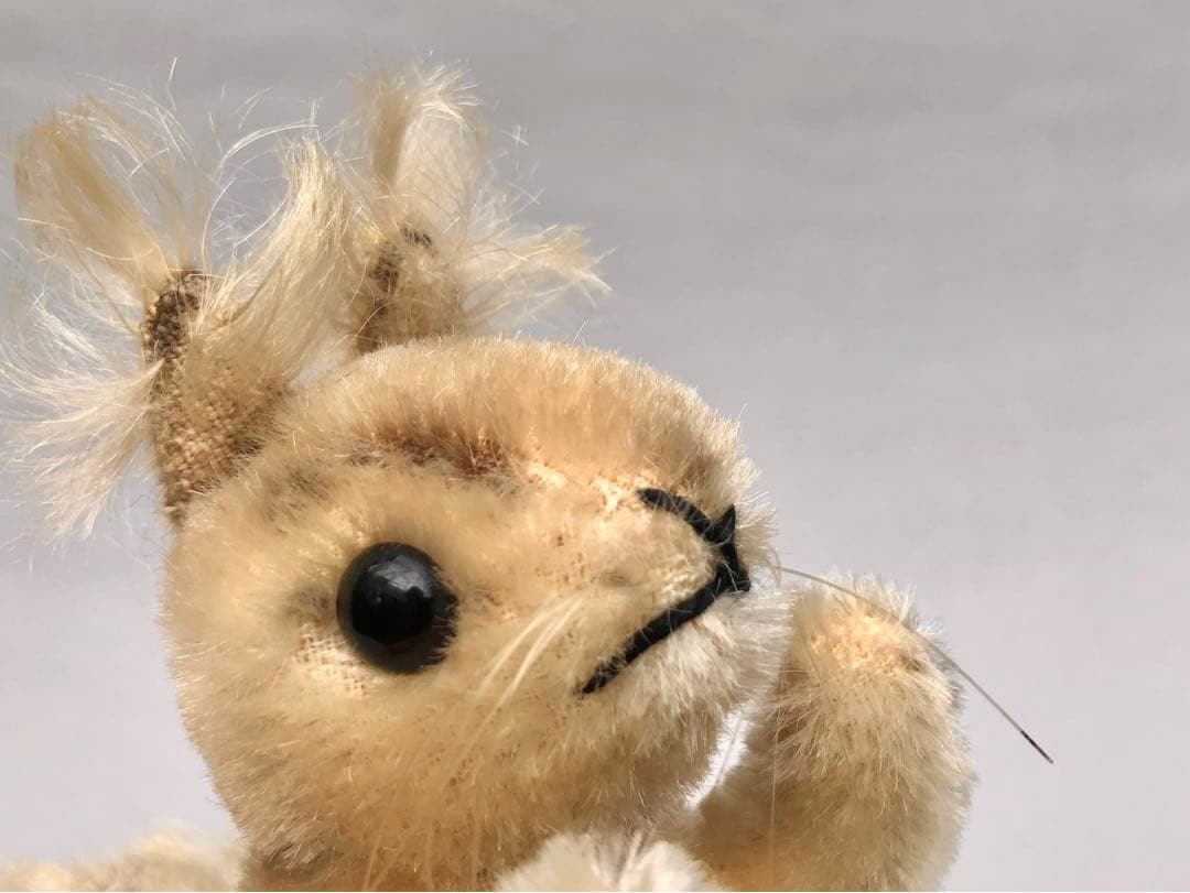 Steiff のリスのPossyグレー