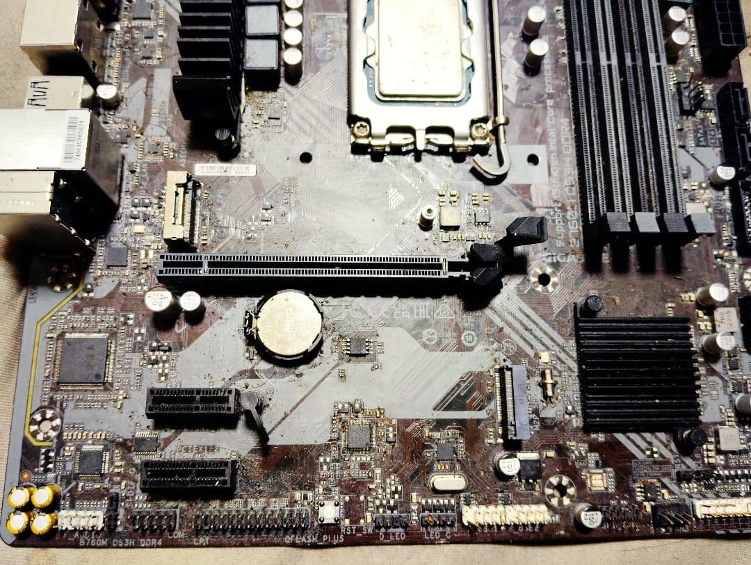 B760m DS3H DDR4とCPUのセット　動作未確認　ジャンク