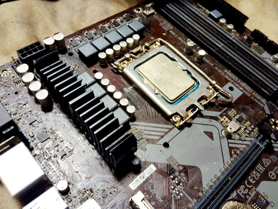 B760m DS3H DDR4とCPUのセット　動作未確認　ジャンク