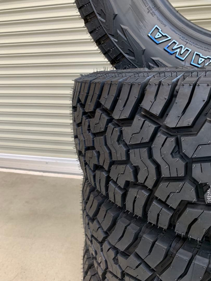 送料込☆ヨコハマジオランダーX-AT☆235/70R16☆ゴツゴツタイヤ