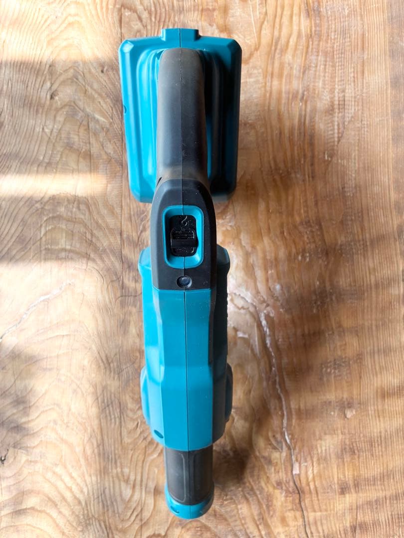 ち*ょ様 makita MHW180DZ 充電式洗浄機　美品　使用年数・回数極小