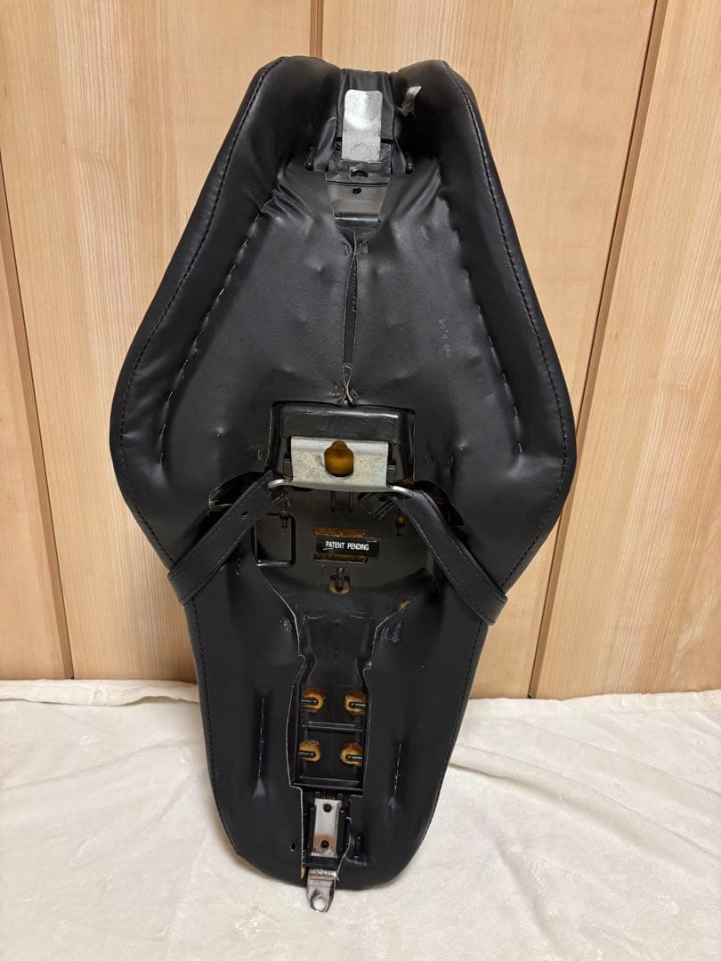 ハーレーダビッドソン スポーツスター XL50 50周年記念 純正シート