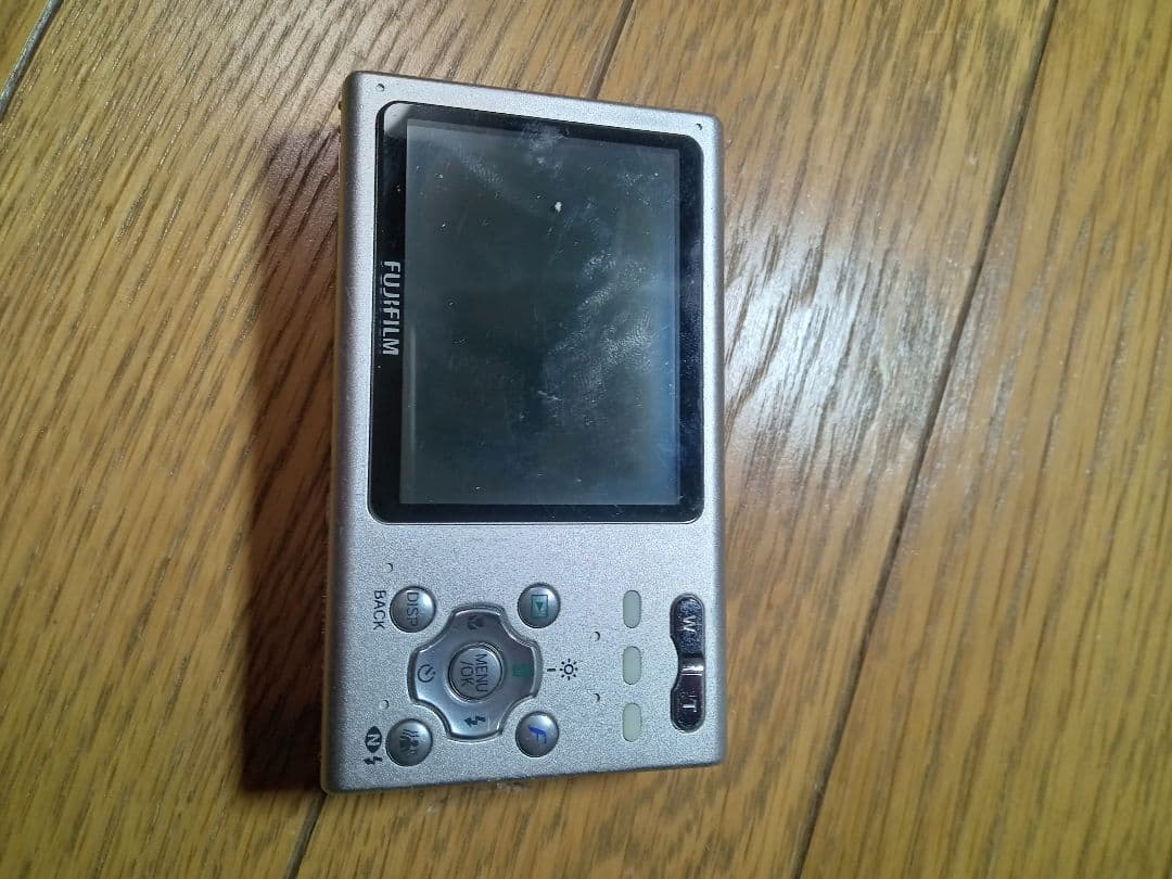 d*3様 デジタルカメラ4台セット　LUMIX IXY 等