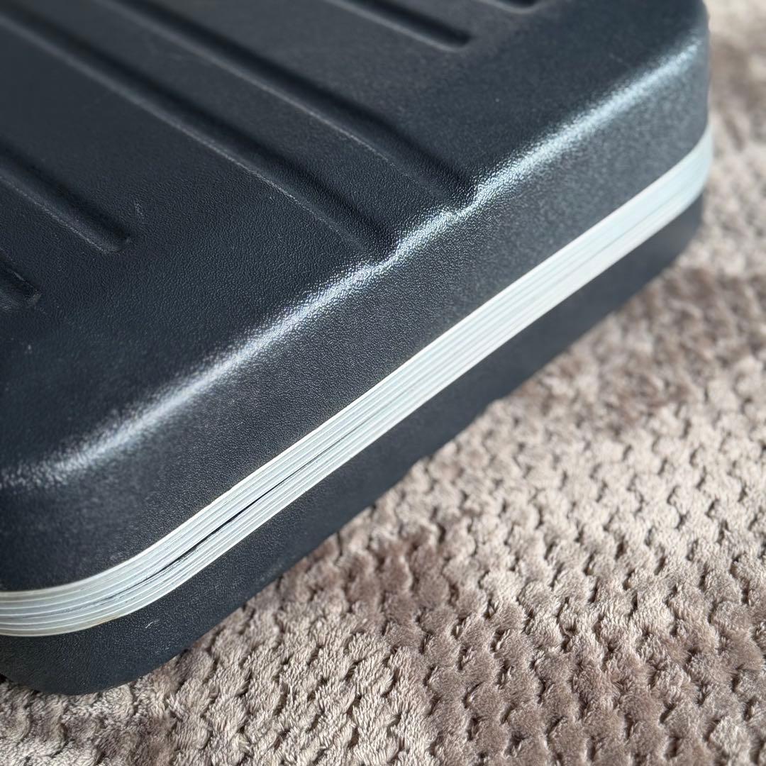 Ibanez ベースケース　ハードケース 黒