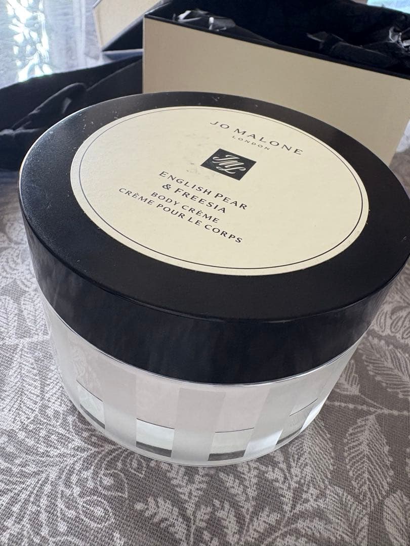 JO MALONE ENGLISH PEAR & FREESIA ボディクリーム
