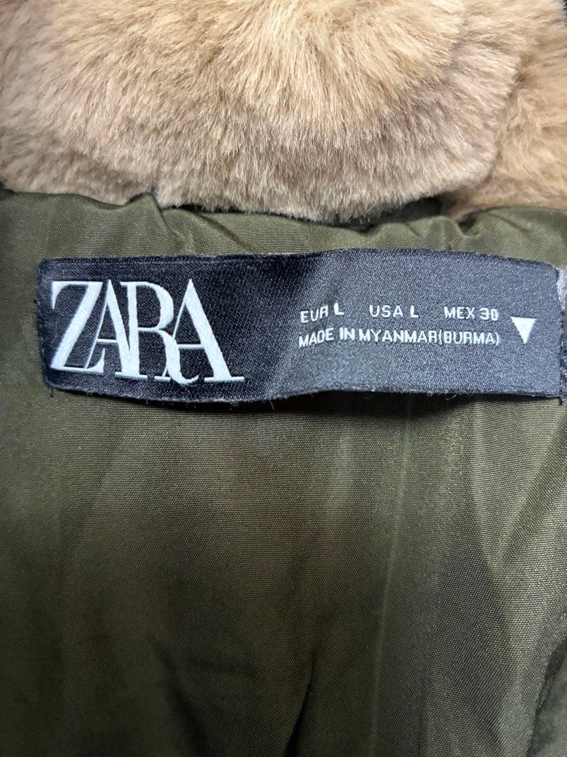 美品 ★ZARA★オリーブグリーン フードファー付き 中綿入りモッズコートＬ