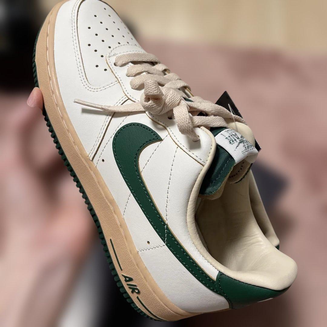 NIKE Air Force 1 ホワイト/グリーン
