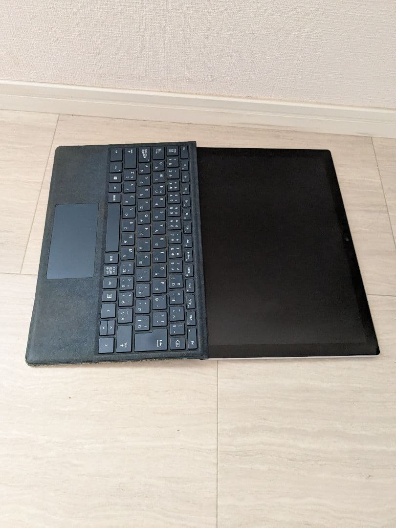 ジャンク Surface Pro 5 4GB/128GB/Office2021