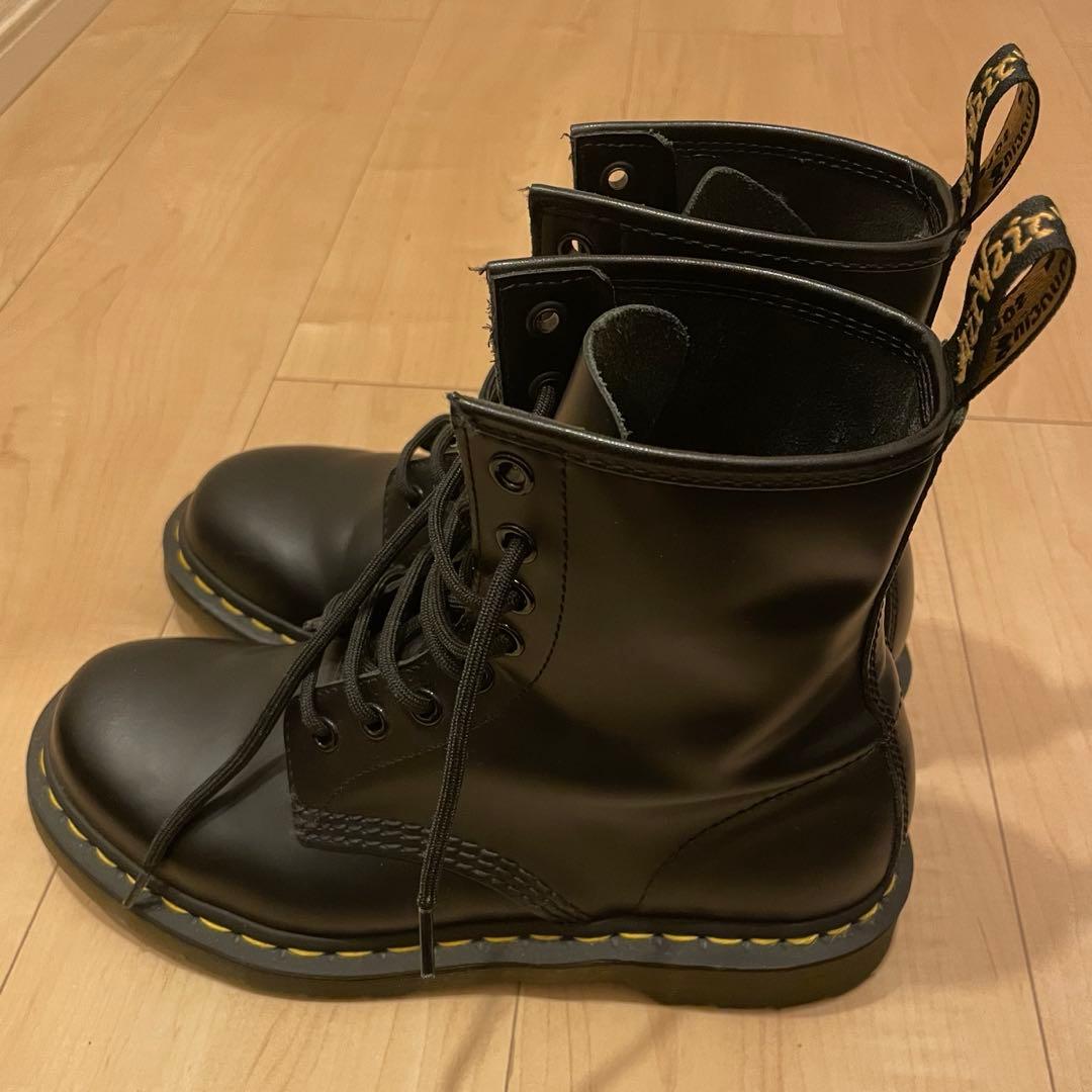 Dr. Martens ドクターマーチン　レースアップブーツ　8ホール