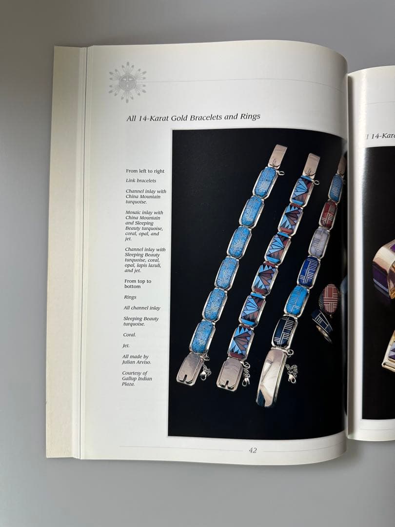 アート・デザイン・音楽 THE BEAUTY OF NAVAJO JEWELRY