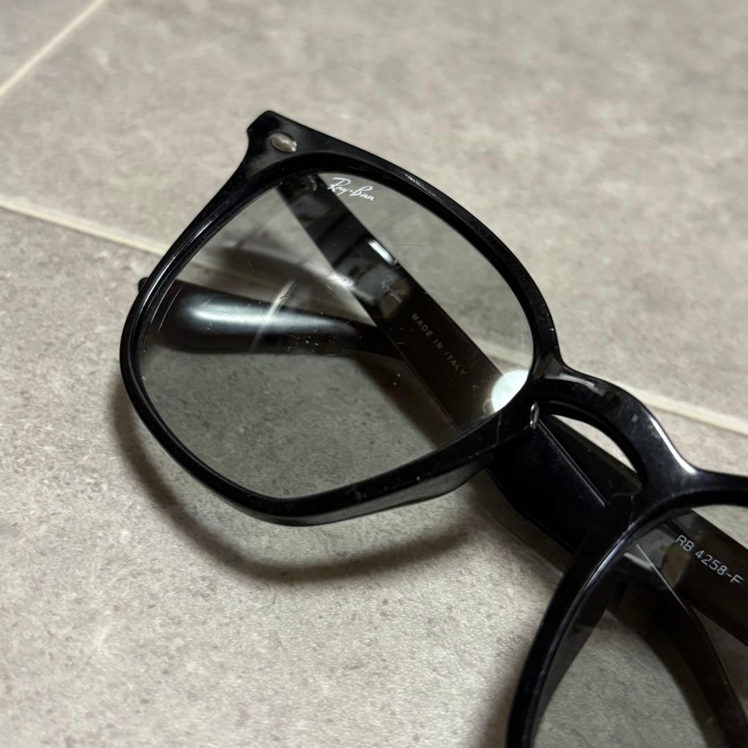 Ray-Ban RB4258-F 黒 ウェリントン 伊達メガネ 定番 ケース付き