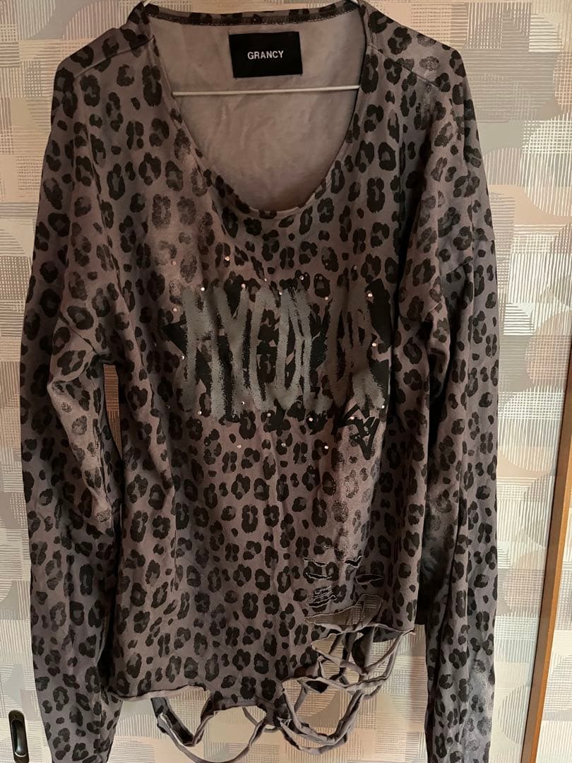 GRANCY ヒョウ柄 ロングスリーブ Tシャツ