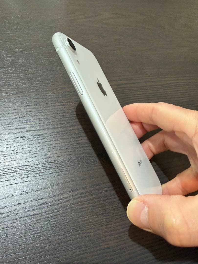iPhone XR 128GB SIMフリー ホワイト 箱 スマホケース付き
