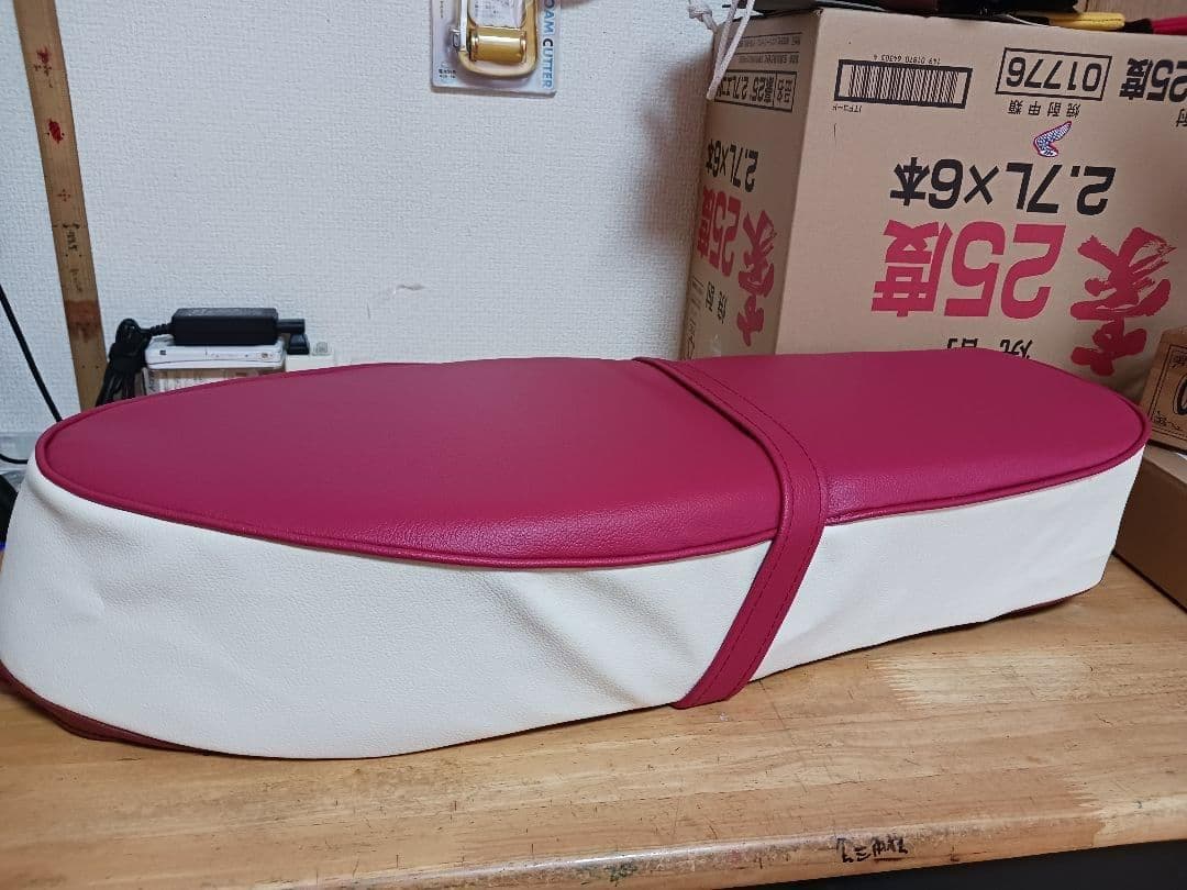 スーパーカブ シート OHVカブ C100ダブルシート用張替え表皮。