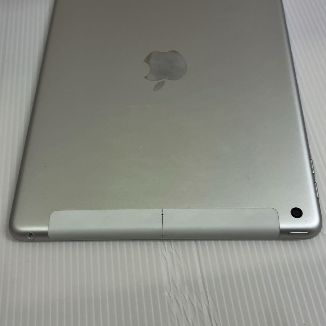 iPad 9.7 32GB celler 第5世代 本体のみ